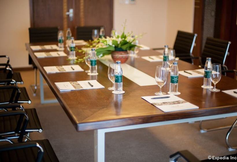 ホテル Muong Thanh Luxury Song Lam