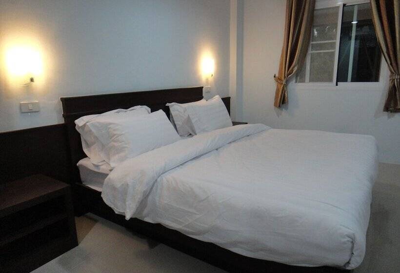 Hotelli Prajak Inn