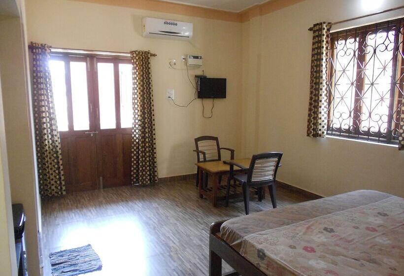 پانسیون Albenjoh Guest House