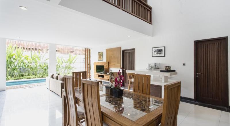 استراحتگاه Delu Villas & Suite