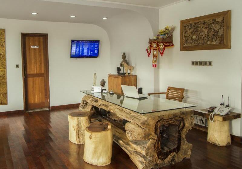 استراحتگاه Delu Villas & Suite