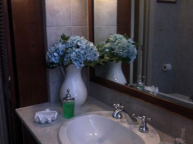 تختخواب و صبحانه Palazzo Bernardini Suites