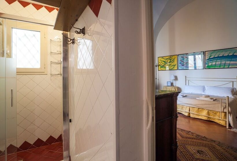 تختخواب و صبحانه Palazzo Bernardini Suites