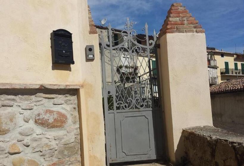 مبيت وإفطار Palazzo Madeo   Residenza D Epoca