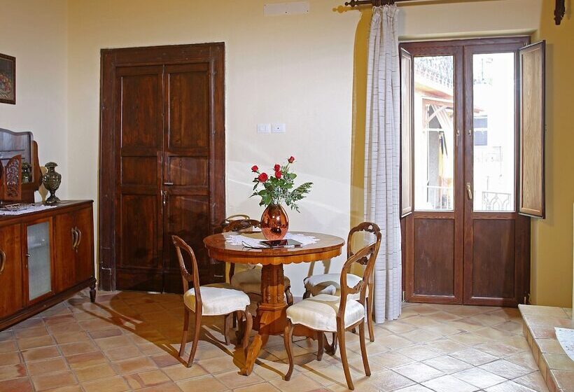 مبيت وإفطار Palazzo Madeo   Residenza D Epoca