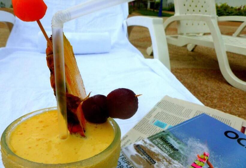 هتل Costa Paraiso