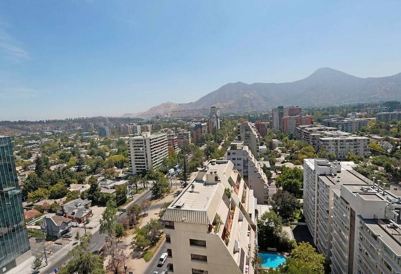 Отель Doubletree By Hilton Santiago Kennedy