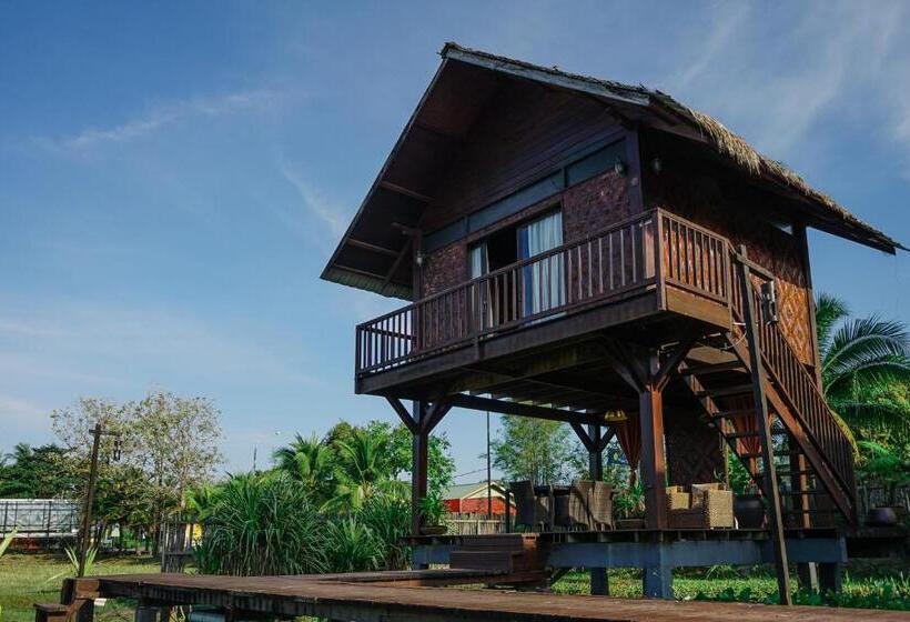 هتل The Gemalai Village