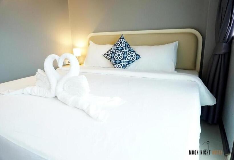 هتل The Moon Night Ao Nang