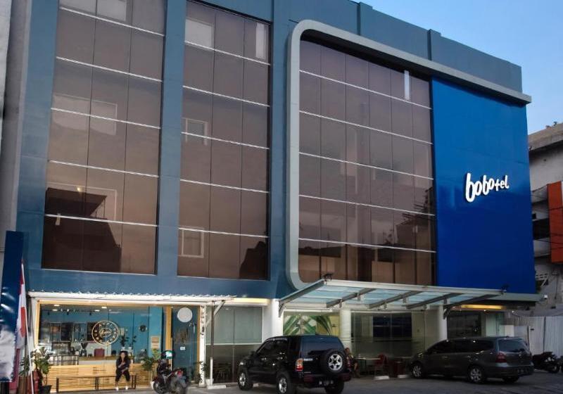 J Hotel Medan