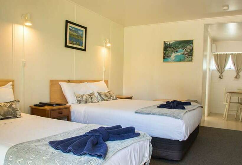 مُتل Alpha Motor Inn