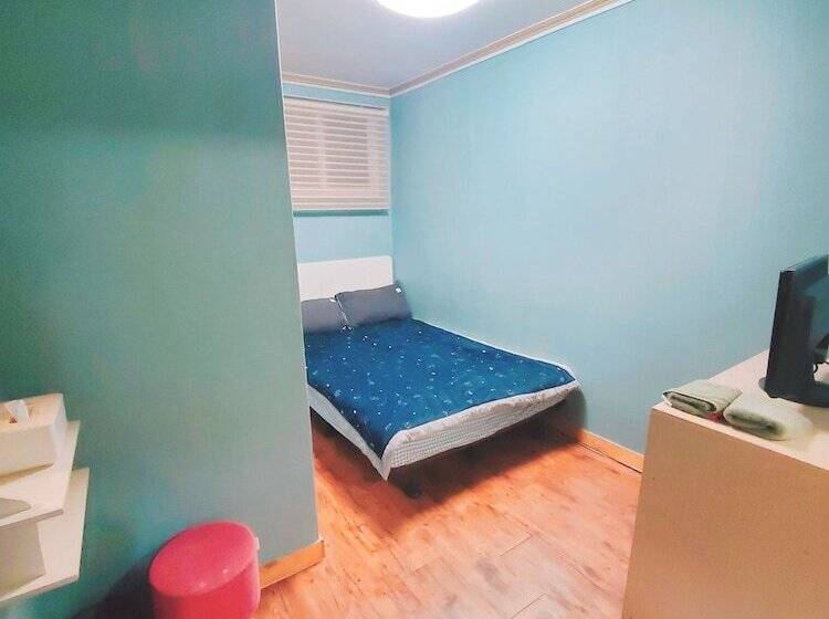 Naru Hostel Korea