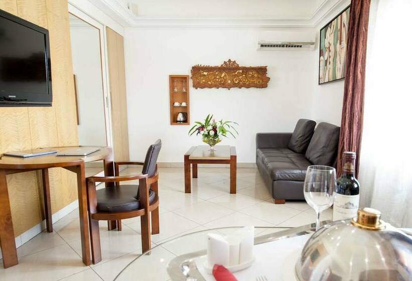 Nomad Suites Residence