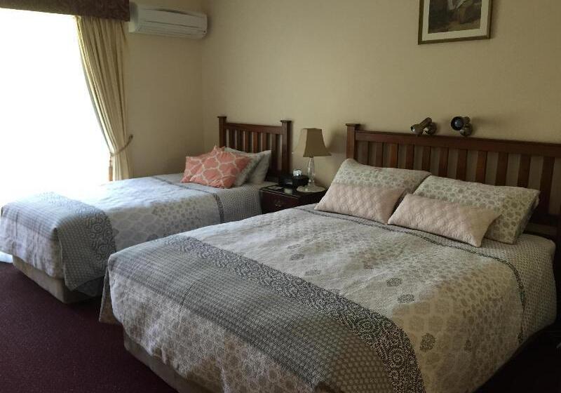 Пансион The Noble Grape Guesthouse