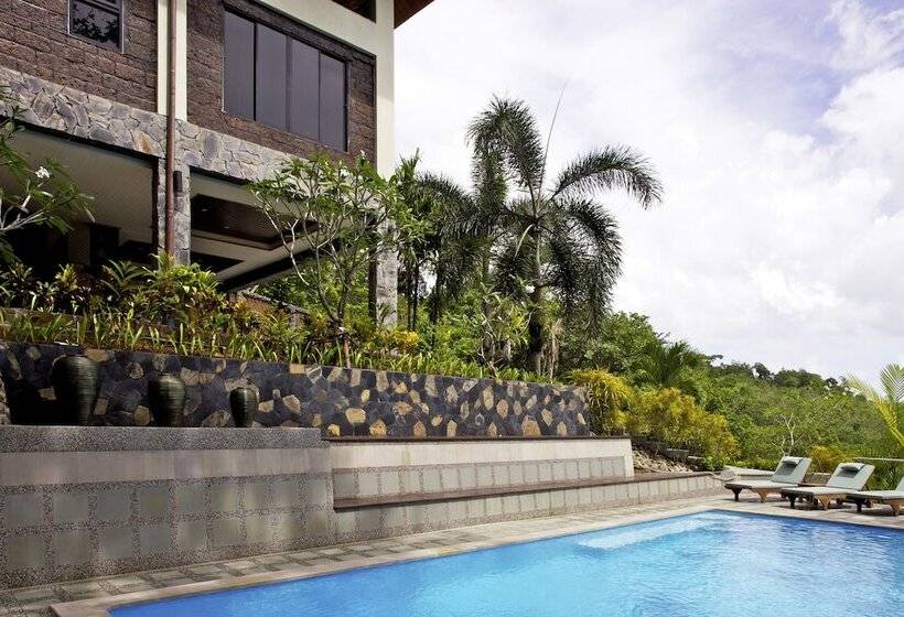 Thara Bayview Villa