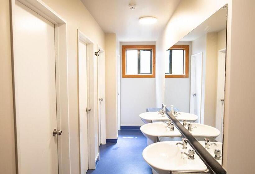 هاستل Dusky Lodge