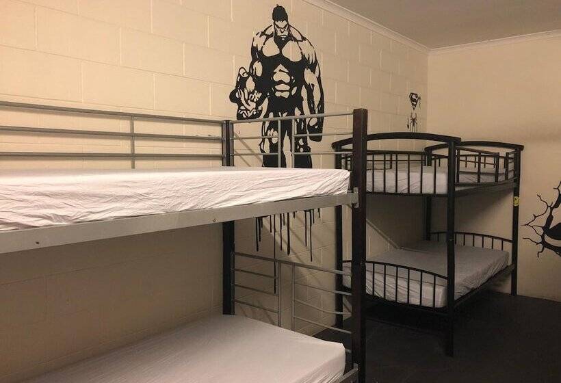 הוסטל Frogshollow Backpackers