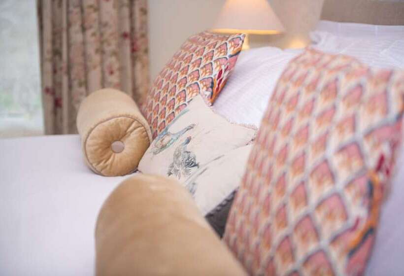 مبيت وإفطار Milton House Studio Apartment Suites