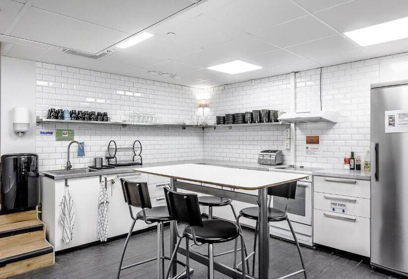 City Hostel