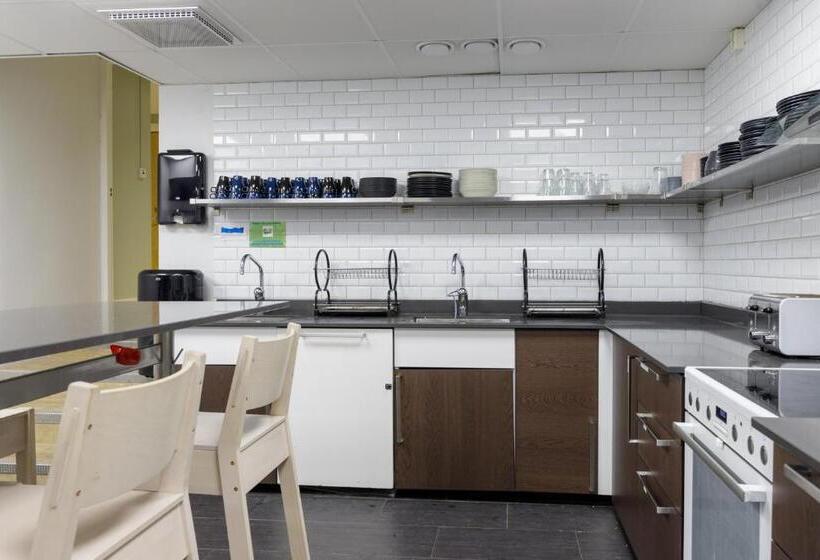 City Hostel