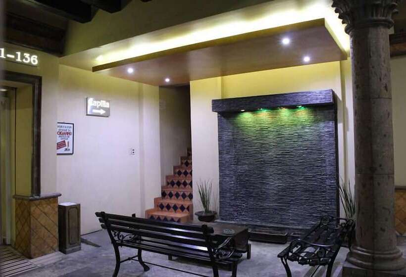 فندق Hacienda Del Sol