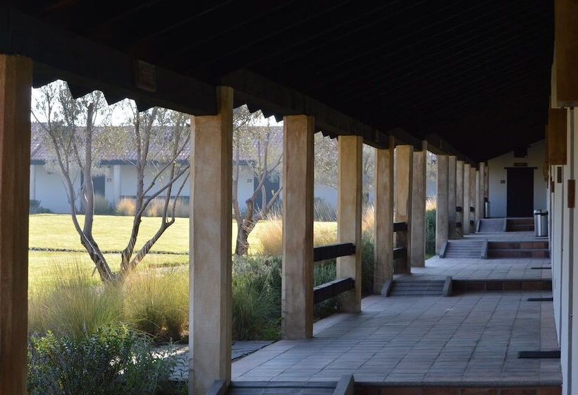 هتل Hacienda Los Picachos Spa & Pádel