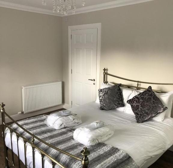 فندق Inglewood House And Spa