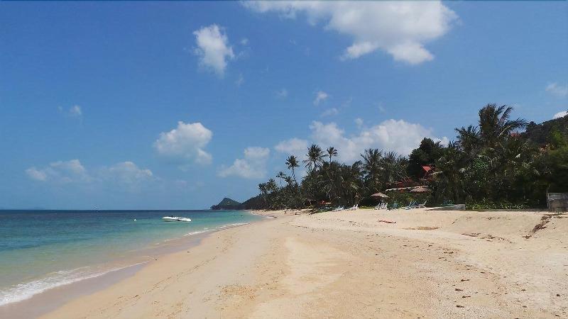 هتل Krisada Beach Resort