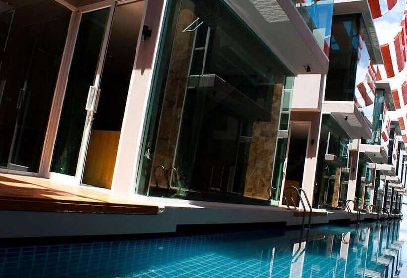 هتل P10 Samui