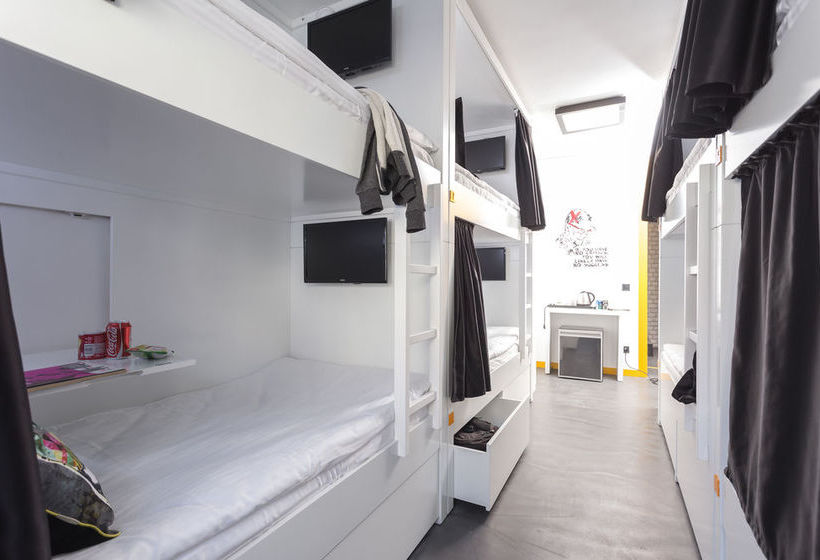 Inn 14 Hostel