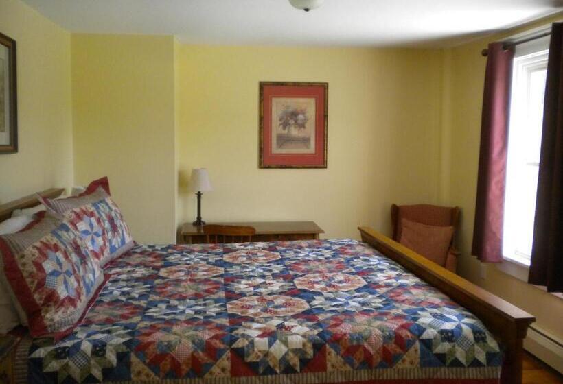 بنسيون The Sterling Inn