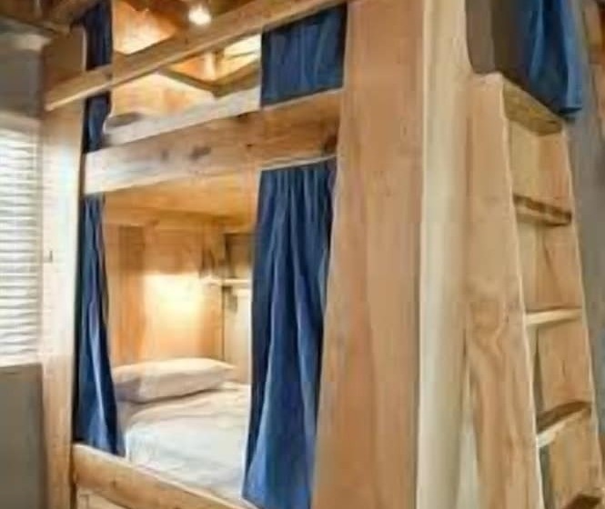The Lounge   Hostel