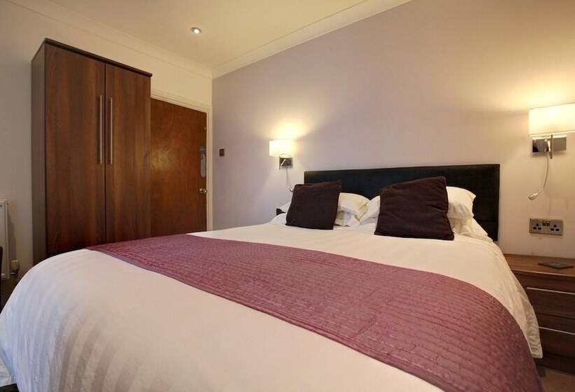 مبيت وإفطار Farnham