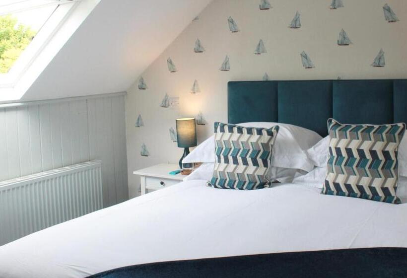 민박 The Bosham Boathouse