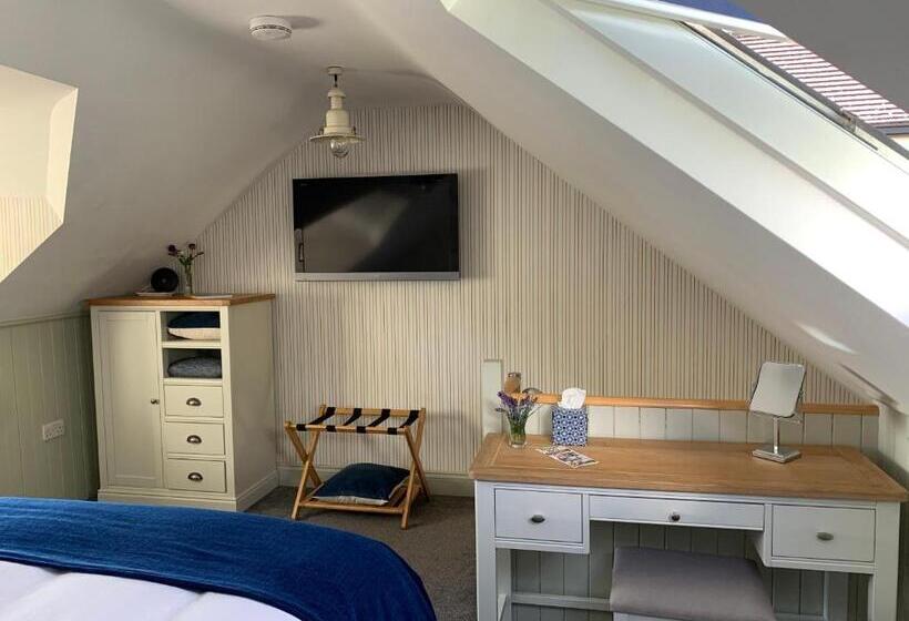 민박 The Bosham Boathouse