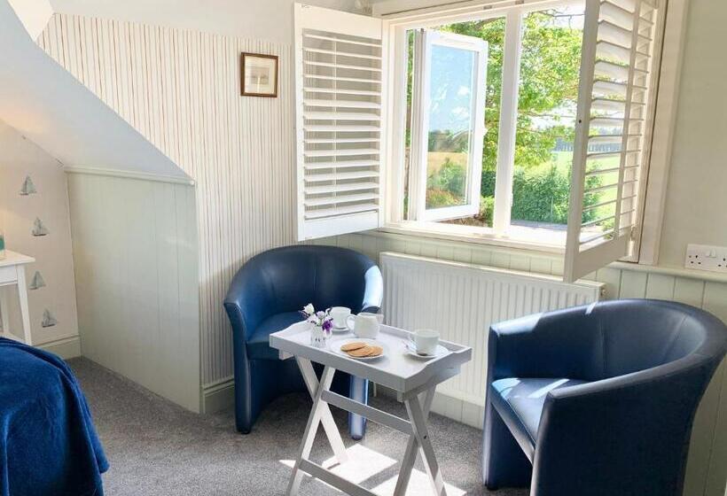 민박 The Bosham Boathouse