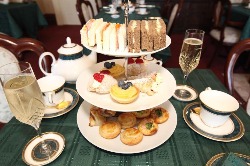 تختخواب و صبحانه The Grand On Macfie