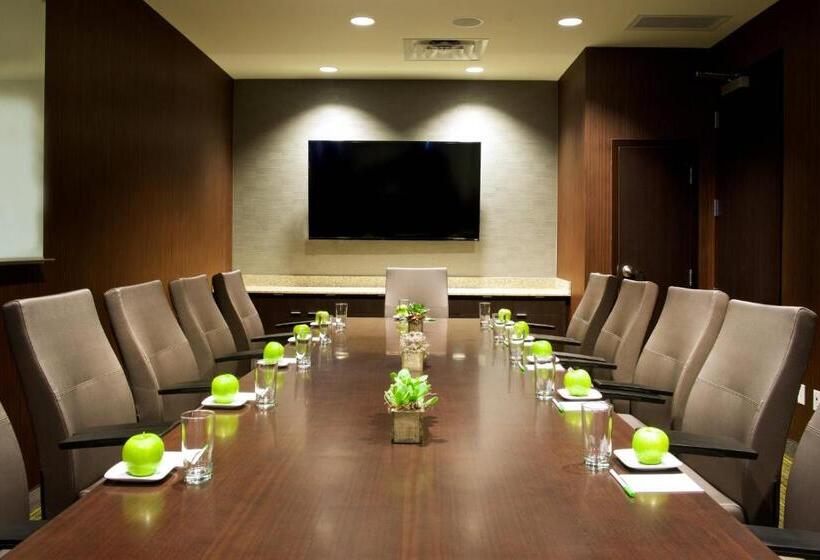 בית מלון כפרי Courtyard By Marriott Seattle Everett Downtown