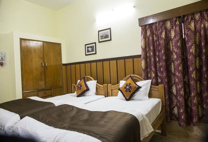 Hotel Oyo Rooms Rajmahal Square 2