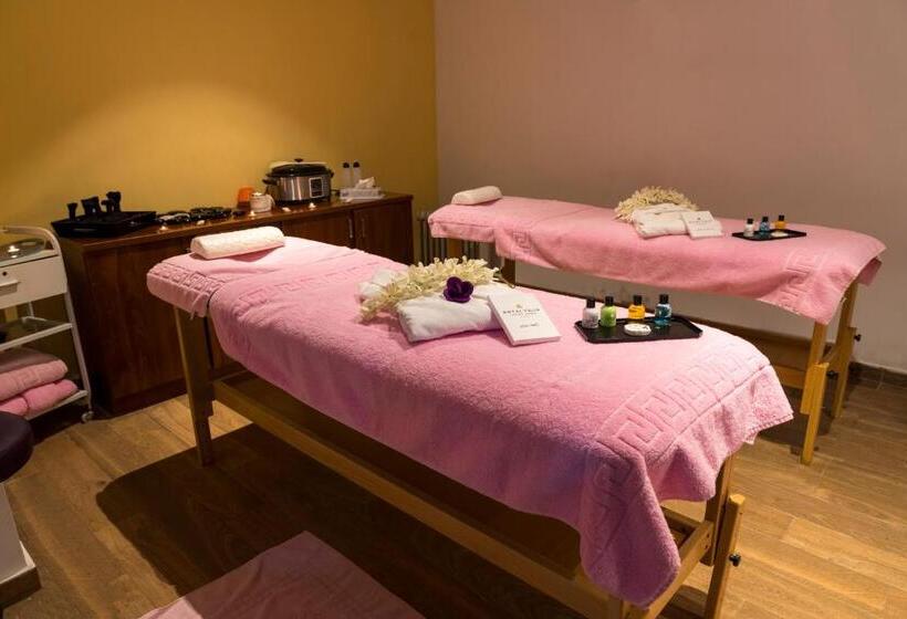 هتل Royal Tulip Skikda