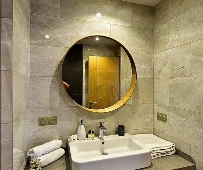 Degirmenburnu Residence