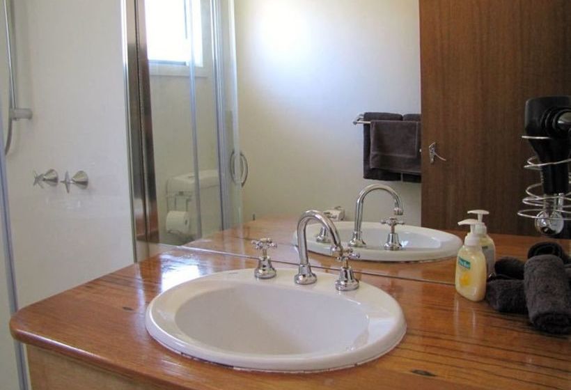 Engadine Cottage