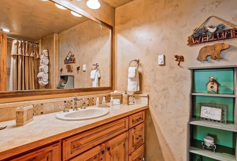 202 Highlands Slopeside