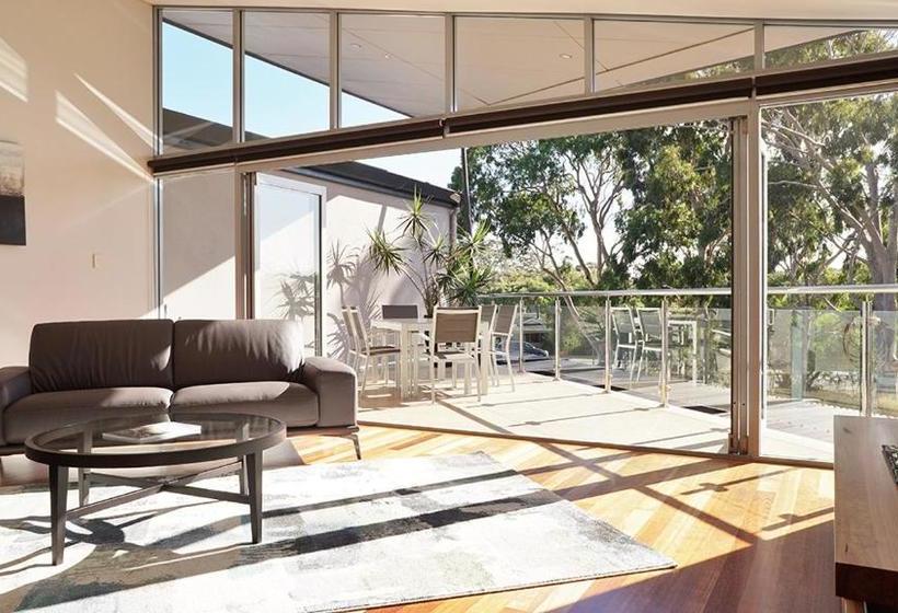 هتل Central Avenue Apartments