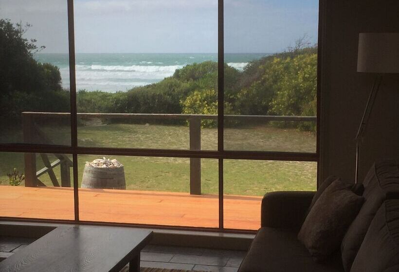 فندق Sandpiper Ocean Cottages