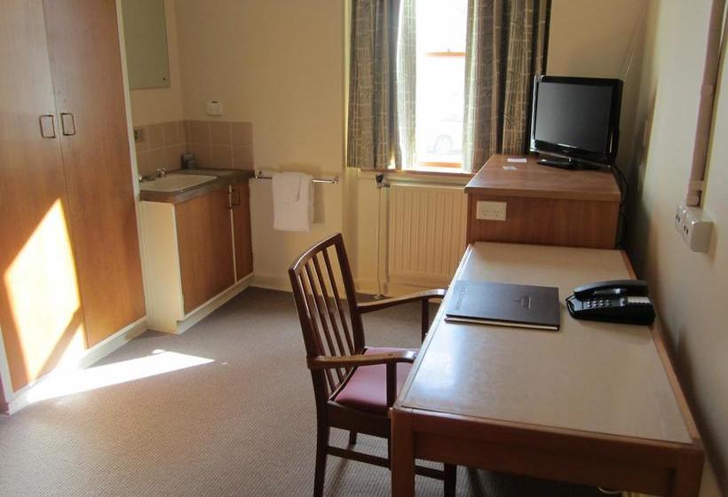 هتل Anu  University House