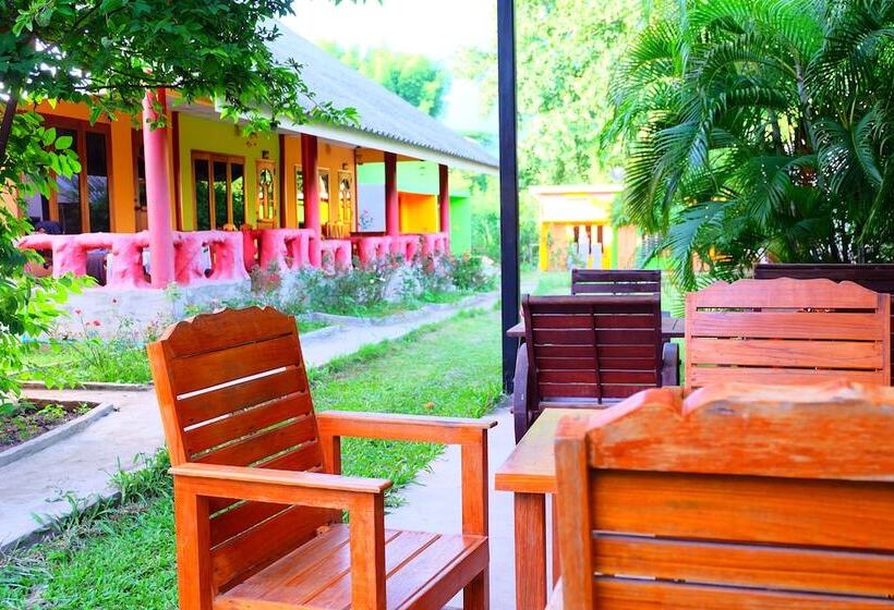 پانسیون Pai Friendly Resort
