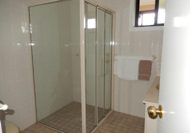 The Pioneer Way Motel