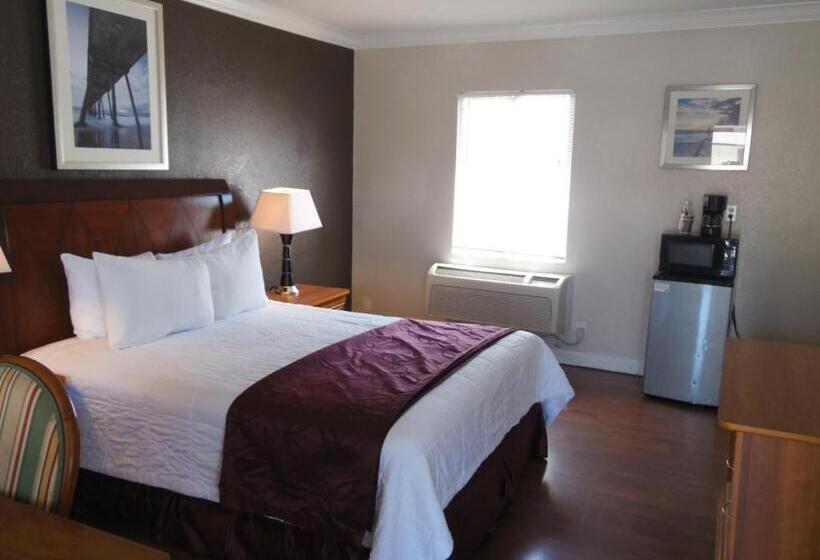 Hi Way Host Motel