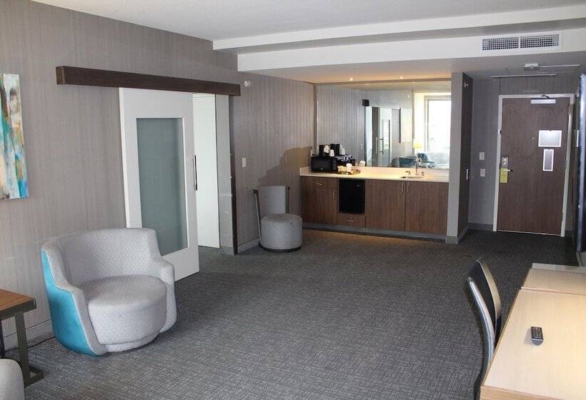 בית מלון כפרי Courtyard By Marriott Muncie At Horizon Convention Center